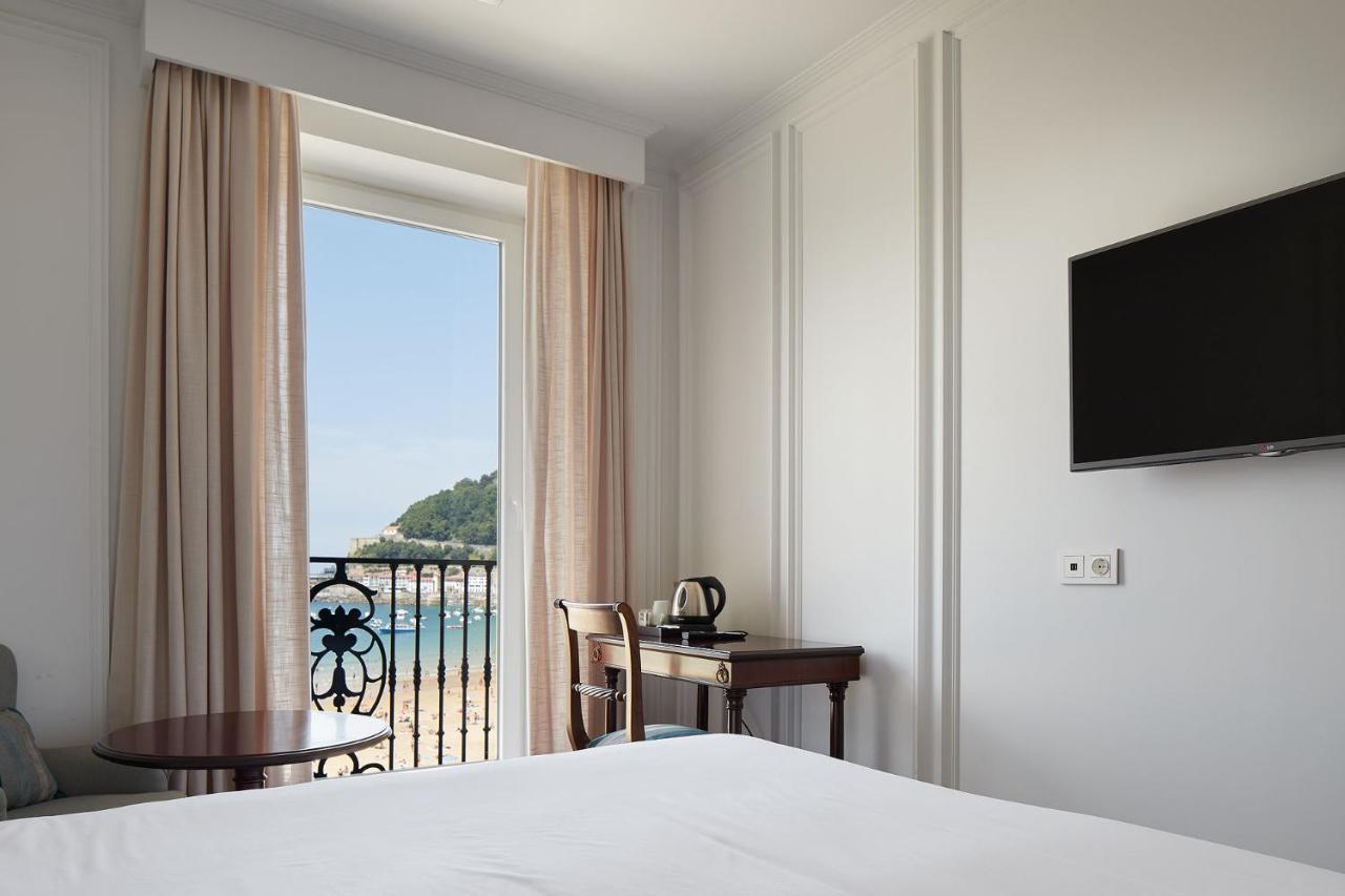 Petite Double Room Sea View