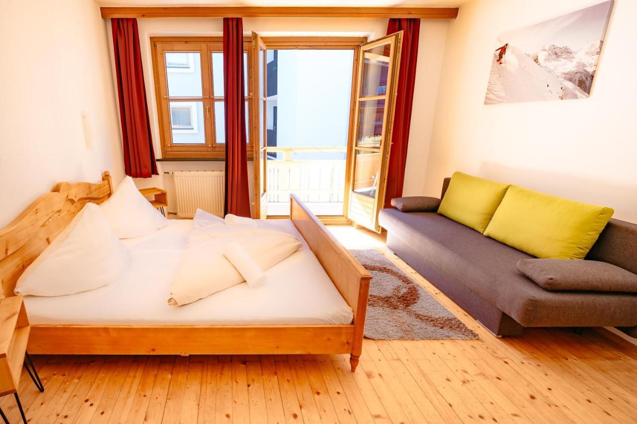 Triple Room Balcony