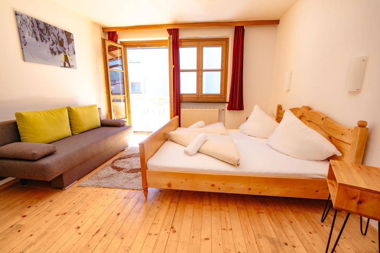 Triple Room Balcony