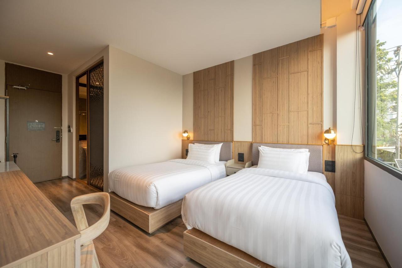 Five Bedroom Suite