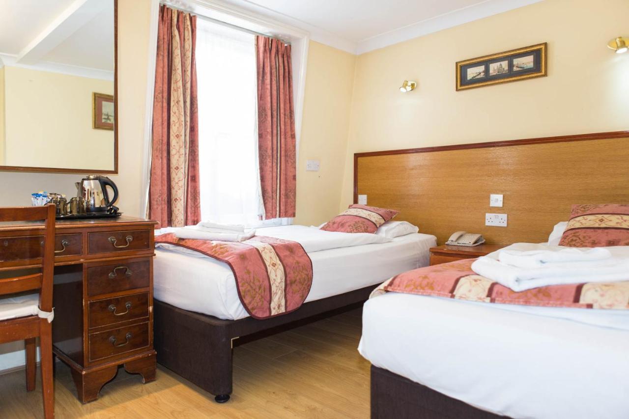 Standaard Kamer met 2 Bedden