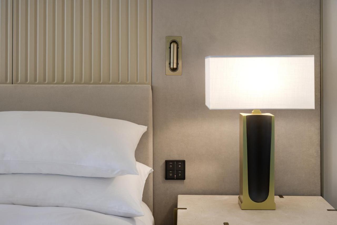 Deluxe Queen Room Two Queen Beds Courtyard View