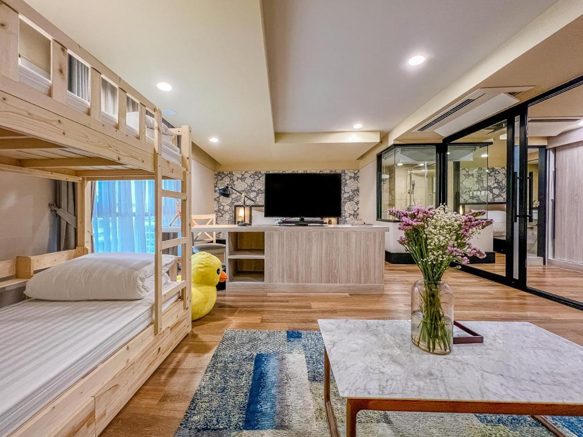 One-Bedroom Premier