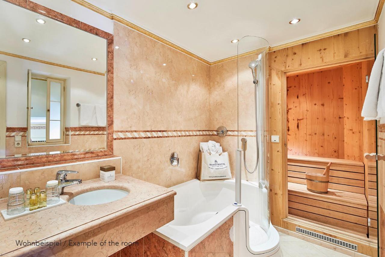 Grand Deluxe Two-Bedroom Suite Balcony Lake View