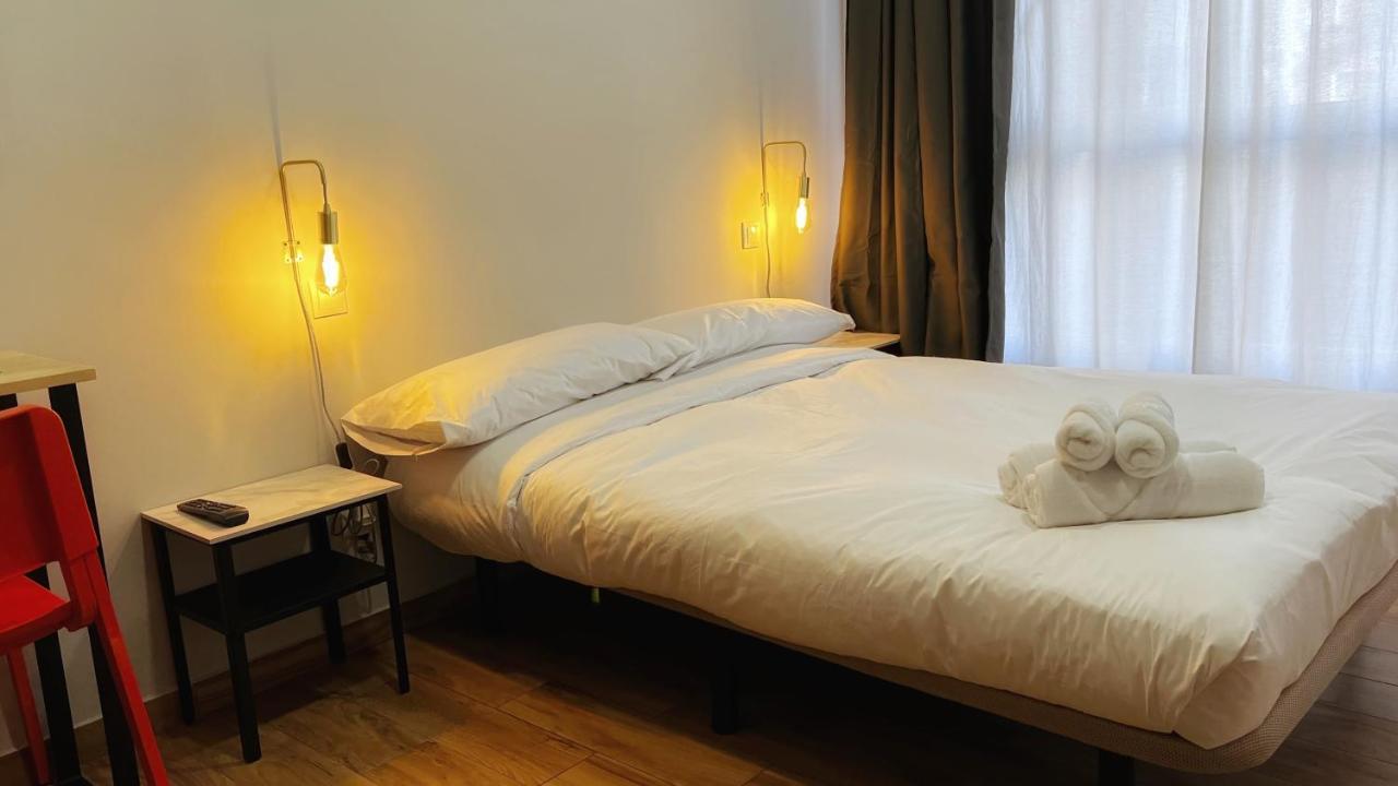 Double Room Private Bathroom