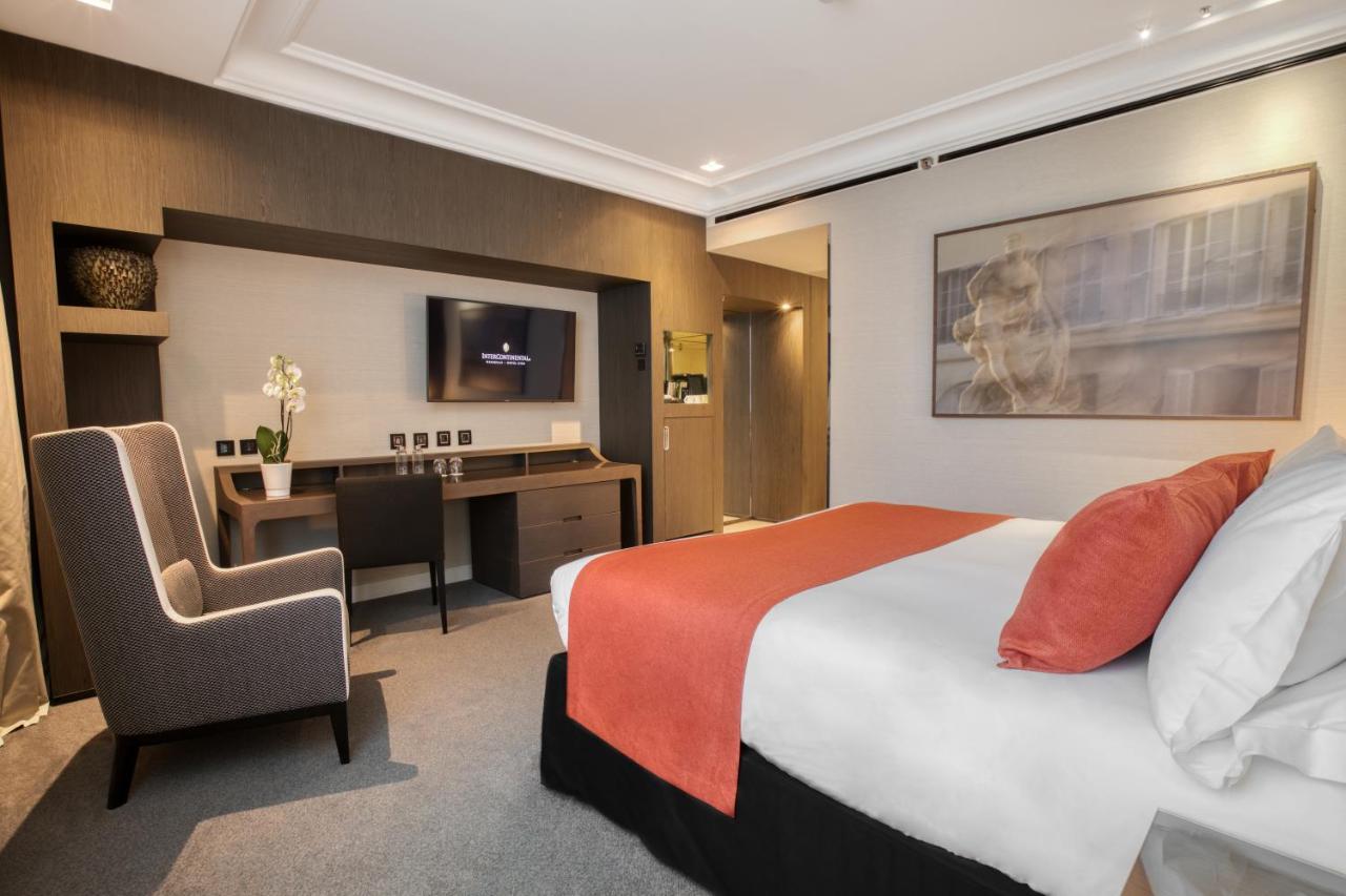 Classic Room,1517848798:JPEG