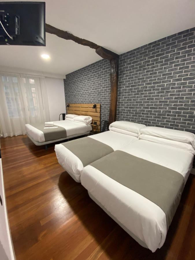 Family Room Private Bathroom
