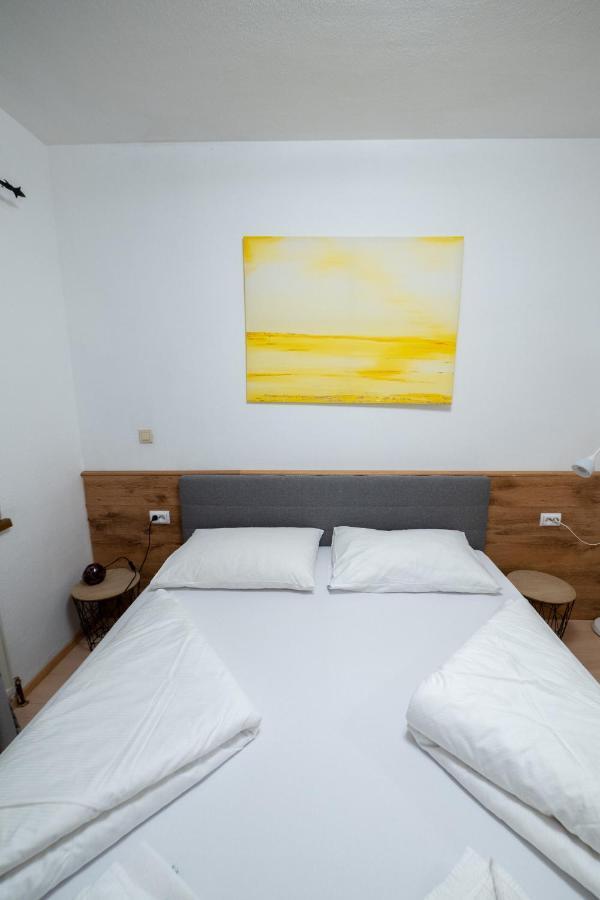Double Room Private Bathroom