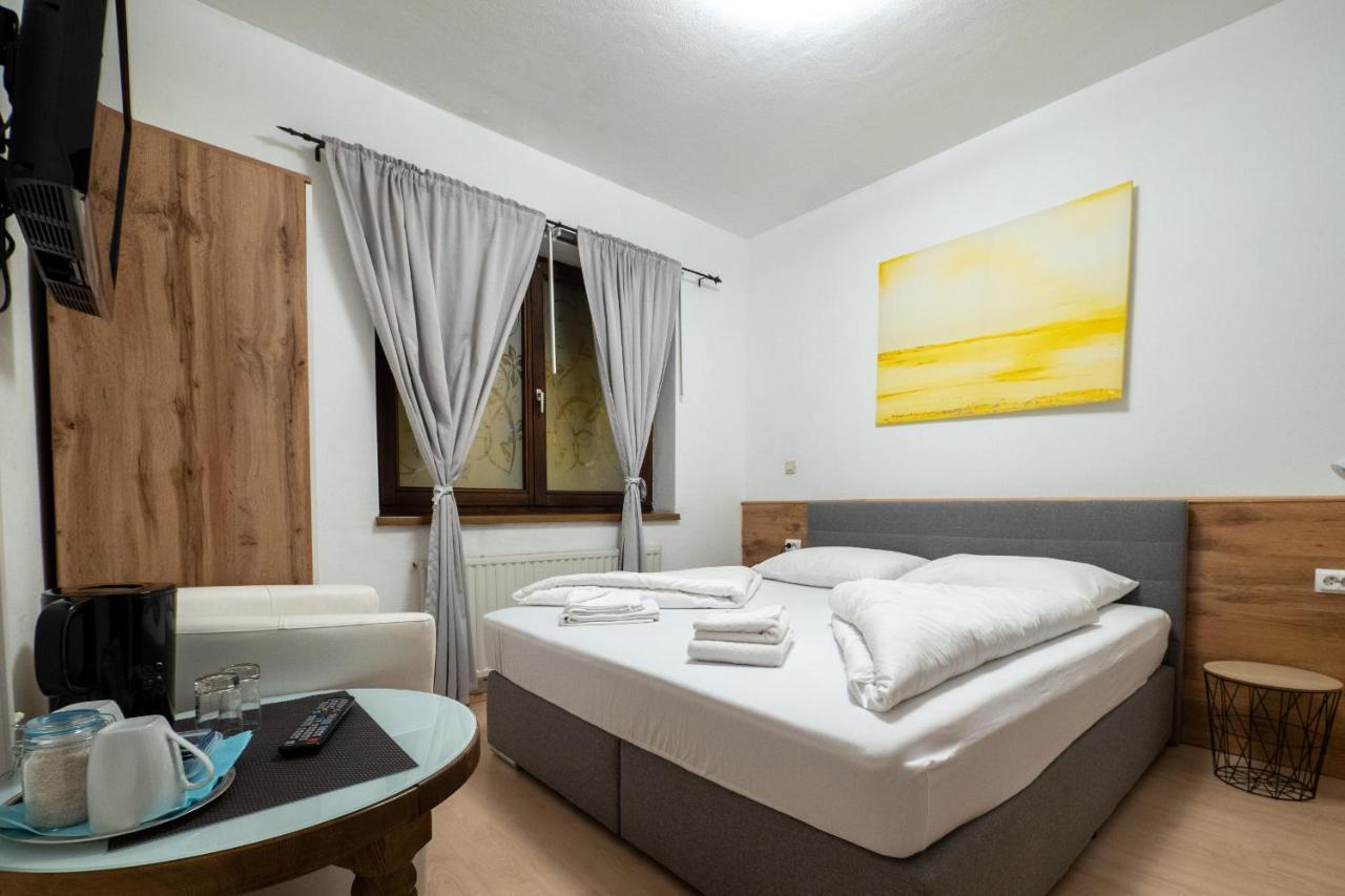 Double Room Private Bathroom