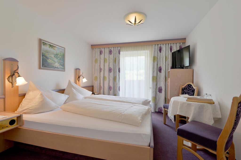 Double Room with Balcony,142664469:JPEG
