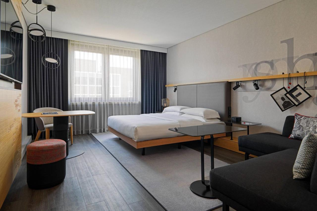 Executive Kamer met 1 Kingsize Bed en Toegang tot de M Club Lounge