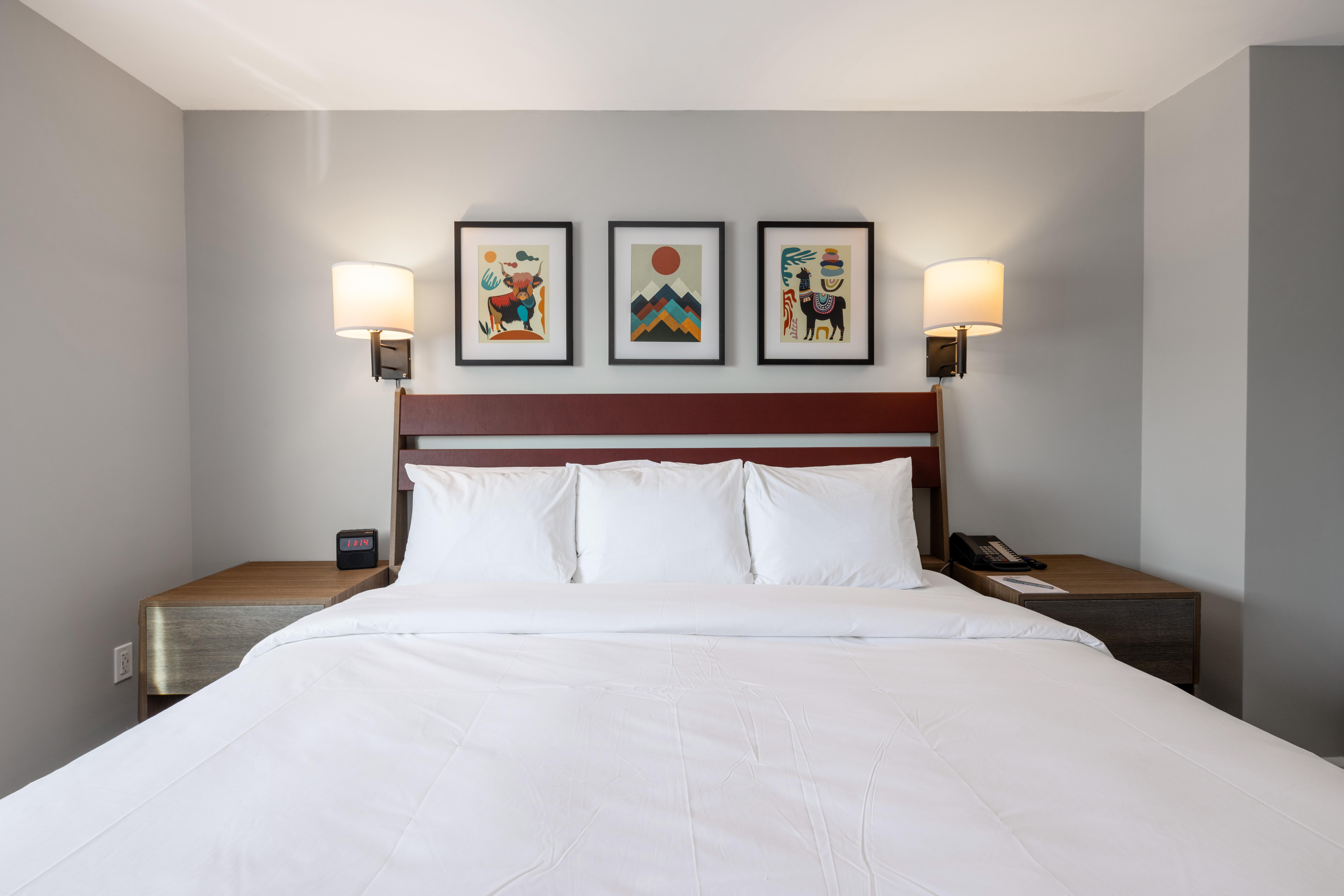 Standaard Unit met Kingsize Bed en Uitzicht op de Stad - Rookvrij
