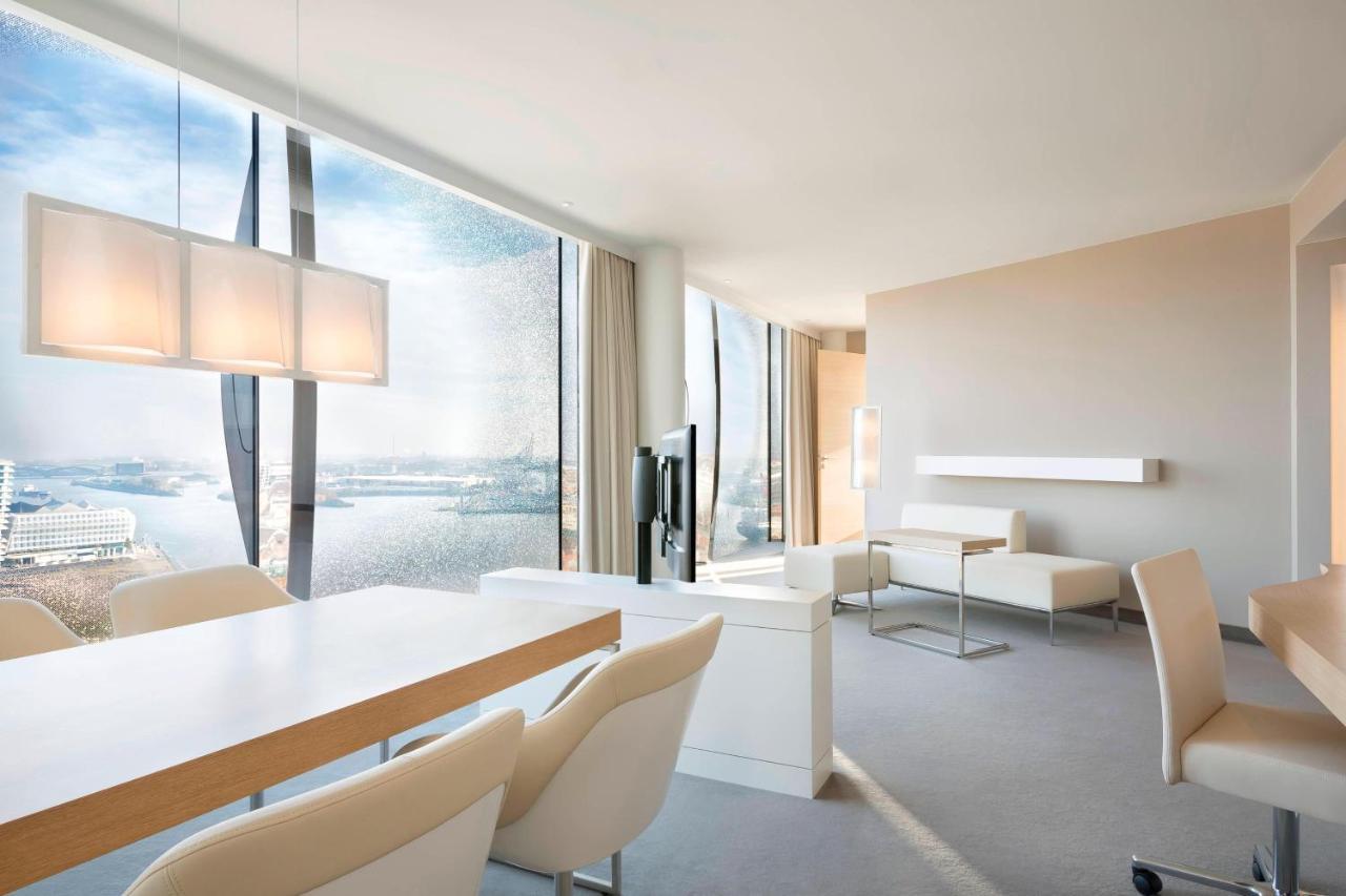 Horizon Suite met 1 Kingsize Bed, Uitzicht op de stad/Elbe en Uitzicht op de Skyline
