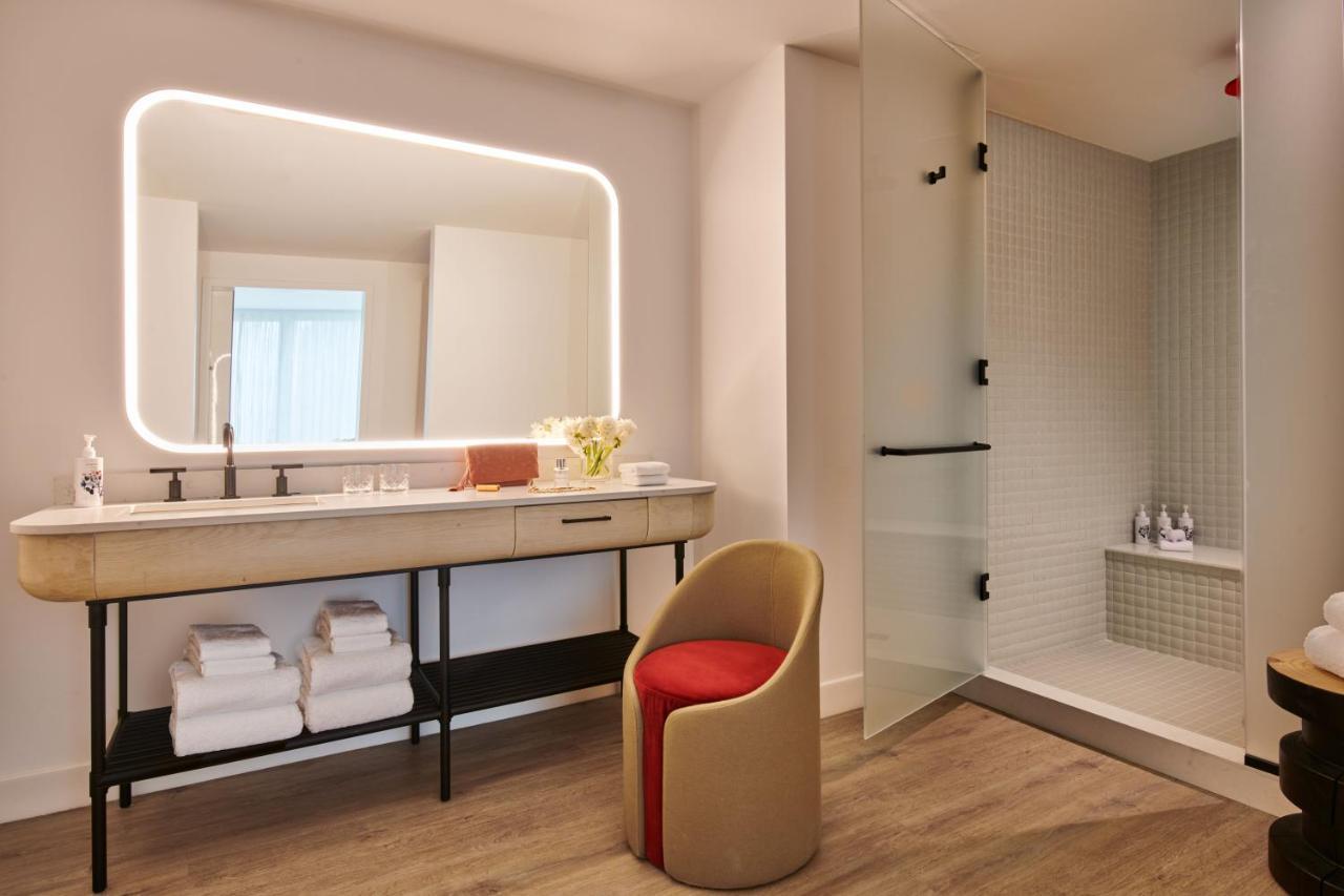 Sky Grand Chamber Suite met Terras