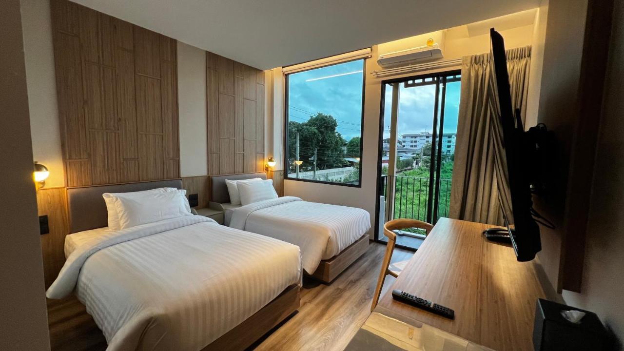 Five Bedroom Suite