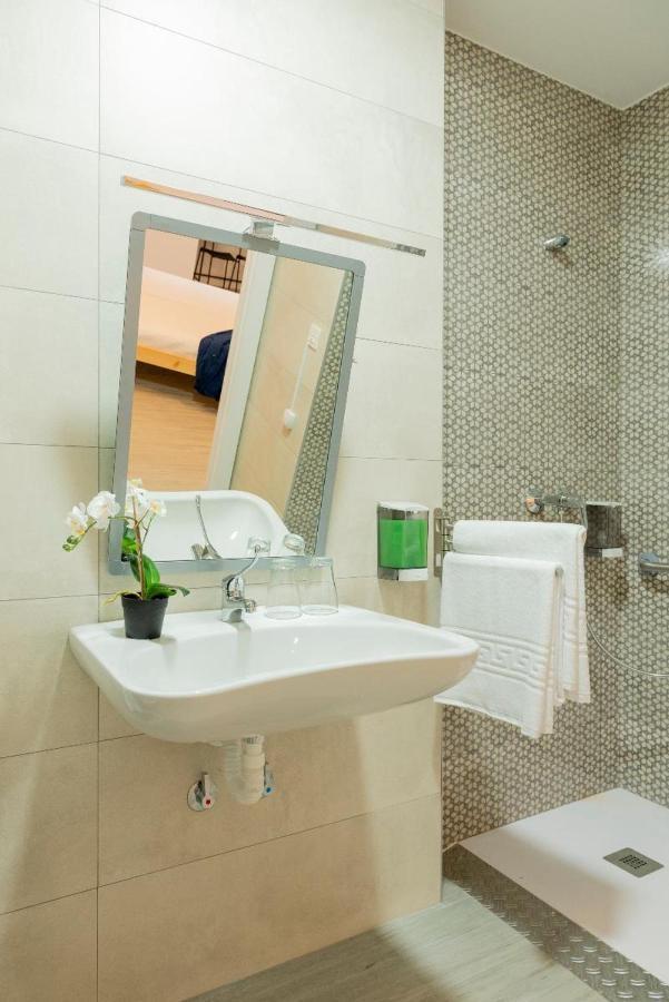 Twin Room Disability Access