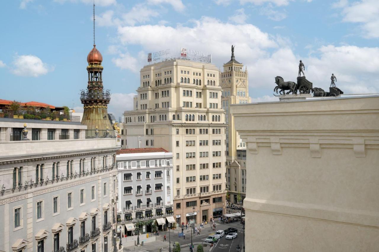 Junior King Suite Balcony Skyline View