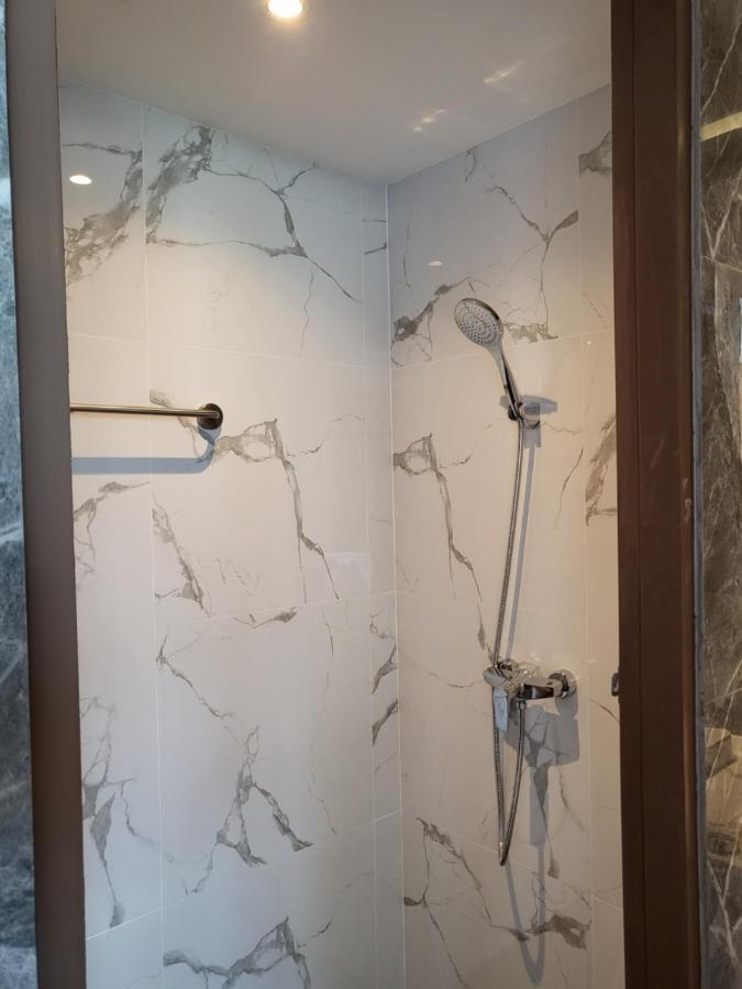 Family Room Bath