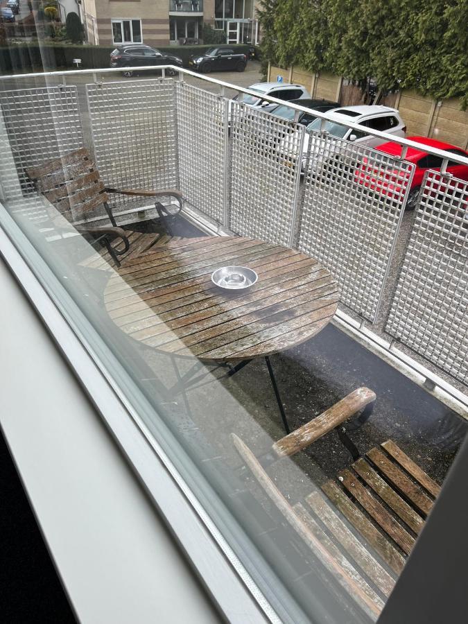 Tweepersoonskamer met 2 Aparte Bedden en Balkon
