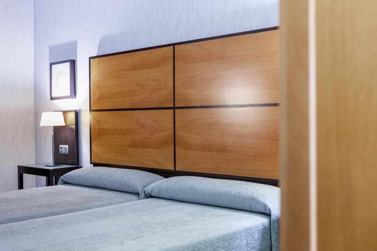 Classic Twin Room