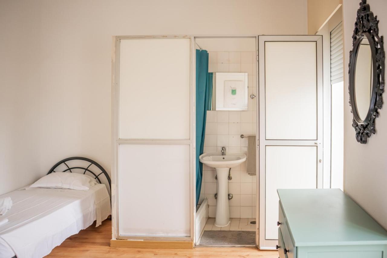 Triple Room Private Bathroom