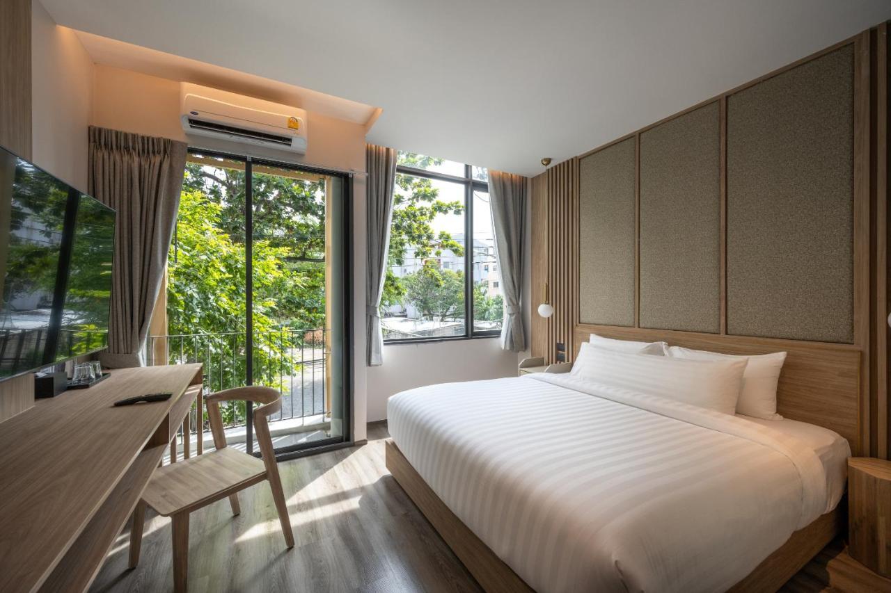 Five Bedroom Suite