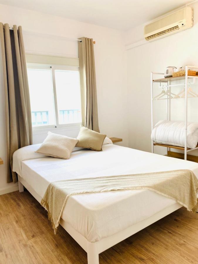 Tweepersoonskamer met 1 of 2 Bedden en Gedeelde Badkamer