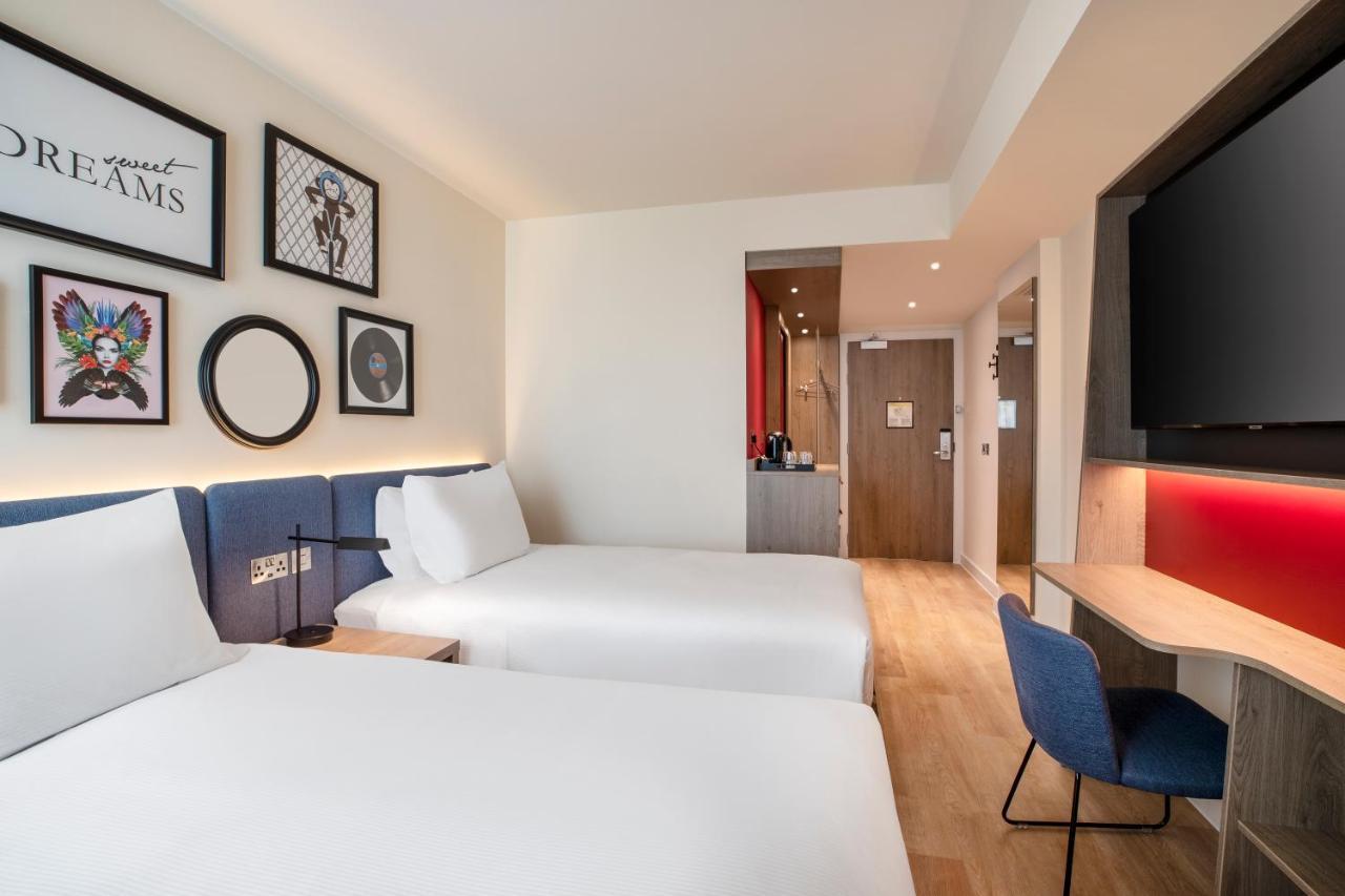 Kamer met 2 Queensize Bedden