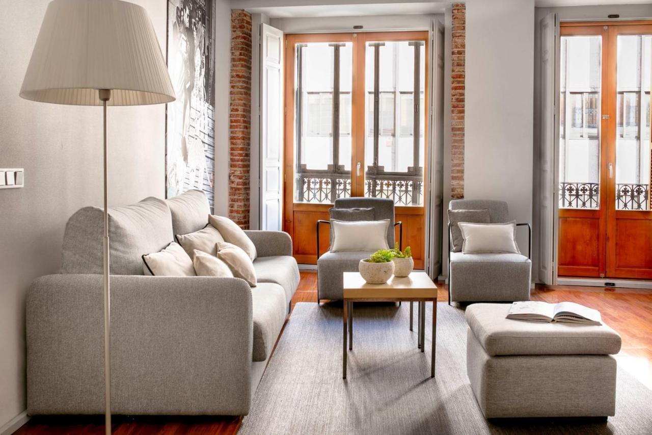 Deluxe 2 Bedroom Apartment 2 Bathrooms