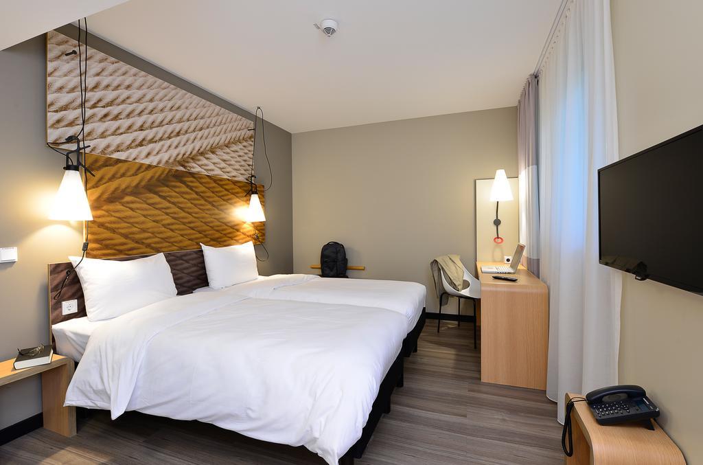 Standaard Kamer met 2 Bedden