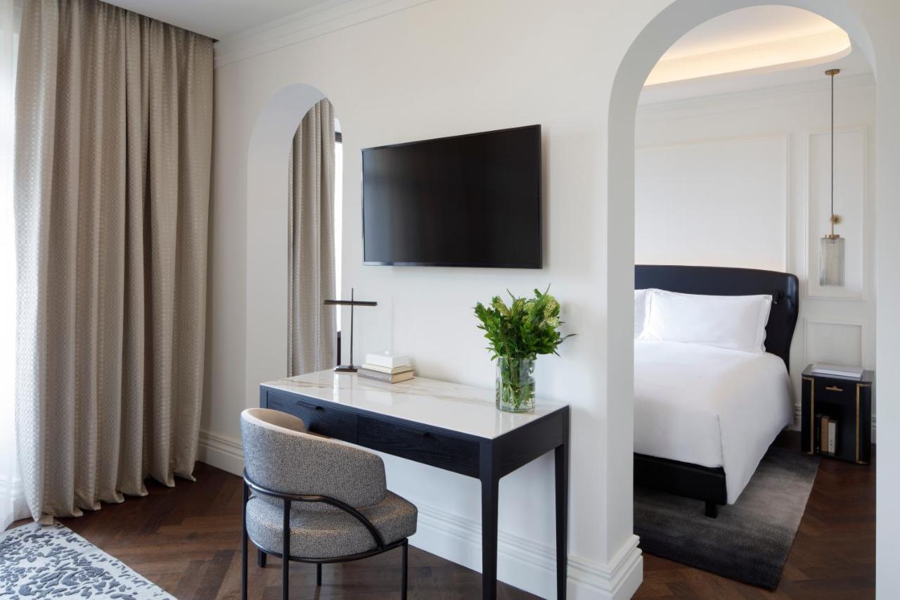 Junior Suite met Uitzicht, Kingsize Bed en Slaapbank