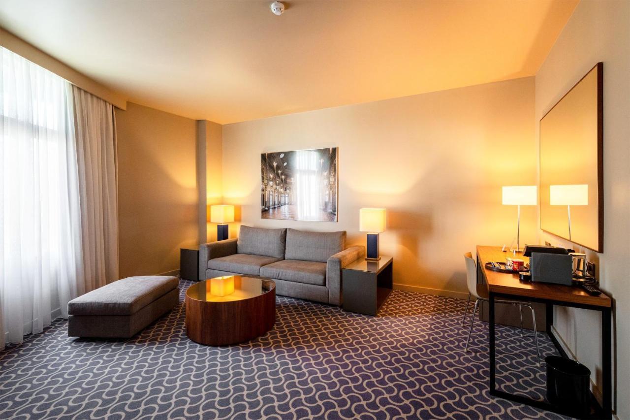 Premium Deluxe Suite