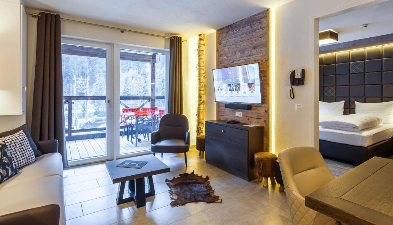 One-Bedroom Suite