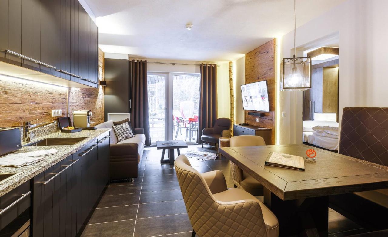 One-Bedroom Suite