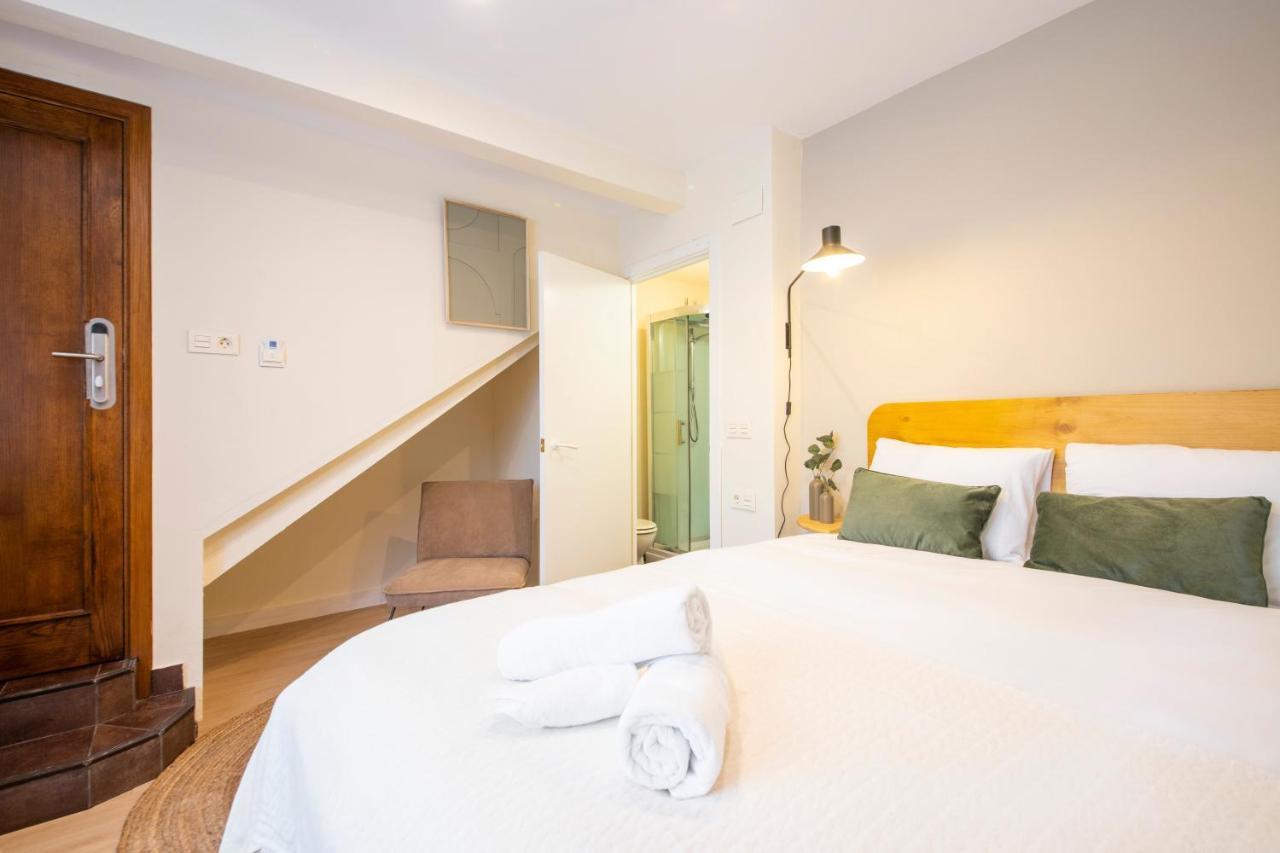 Large Single Room