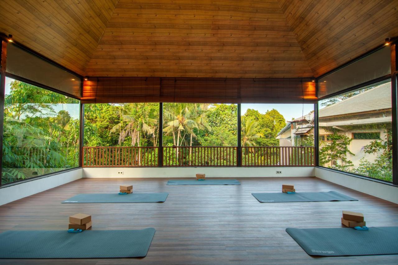 Honeymoon Getaway at Deluxe Room