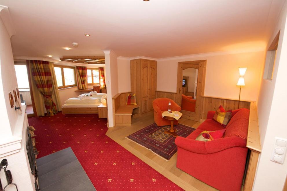One-Bedroom Suite