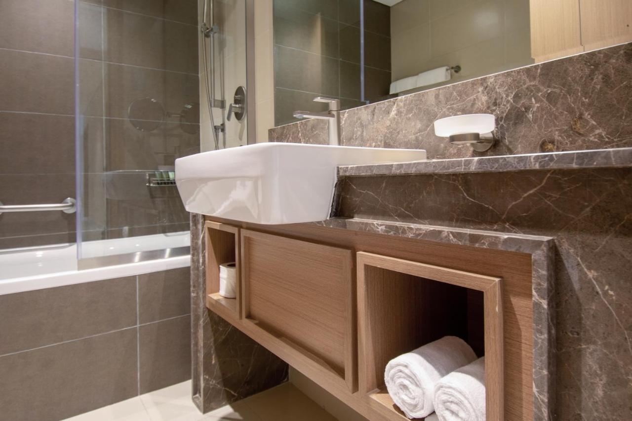 Elite Two-Bedroom Apartment Terrace Inclusive of complimentary shuttle bus to Deira City Centre & Dubai Festival City Mall,1418629098:JPEG