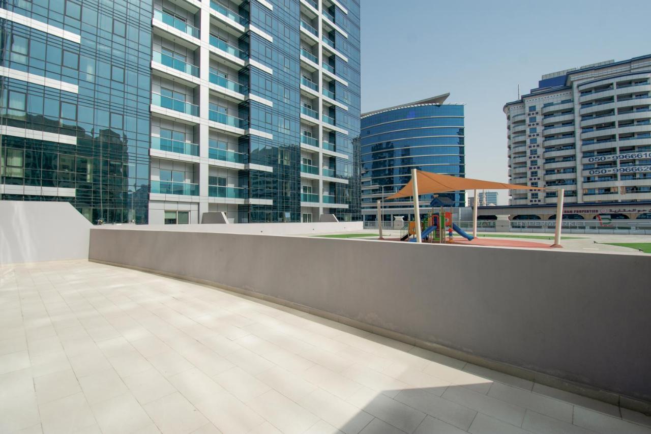 Elite Three-Bedroom Apartment Terrace Inclusive of complimentary shuttle bus to Deira City Centre & Dubai Festival City Mall,1418624592:JPEG