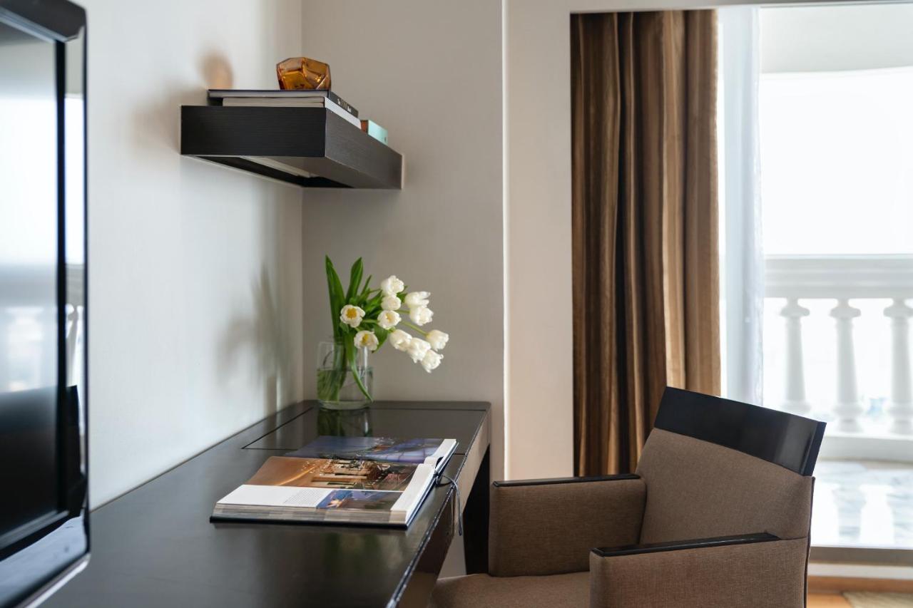 Tower Club Signature Collection 3-Bedroom Suite