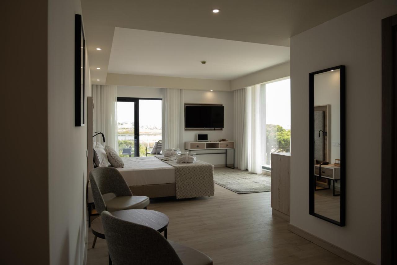 Deluxe Double or Twin Room River View