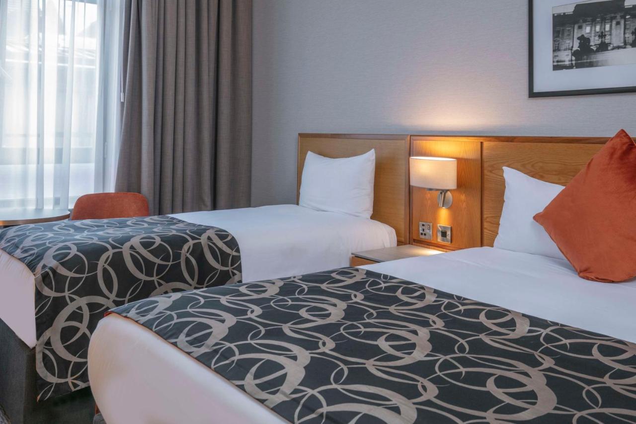 Family Room One Double Bed One Single Bed Non-Smoking