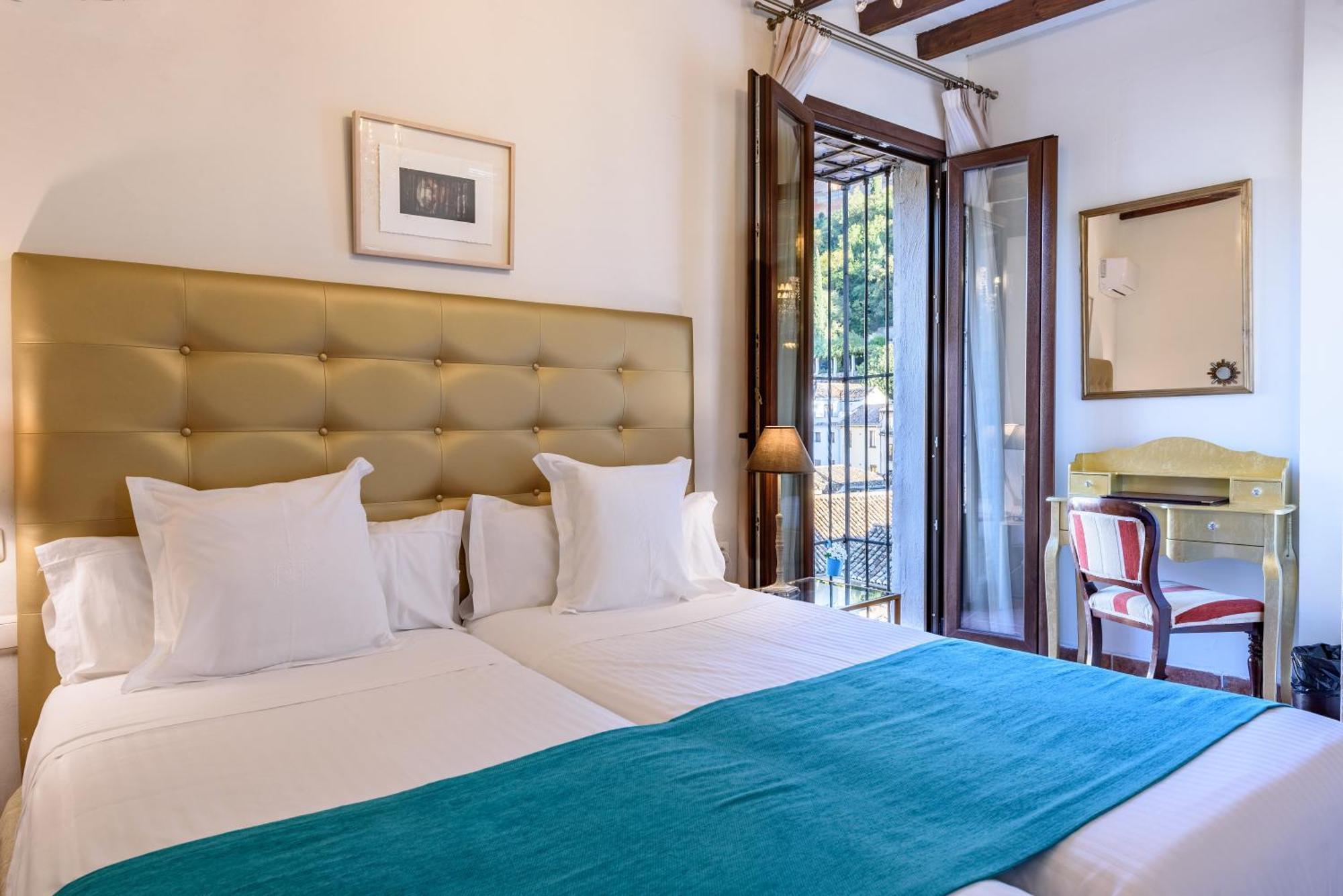 Double or Twin Room Alhambra Views