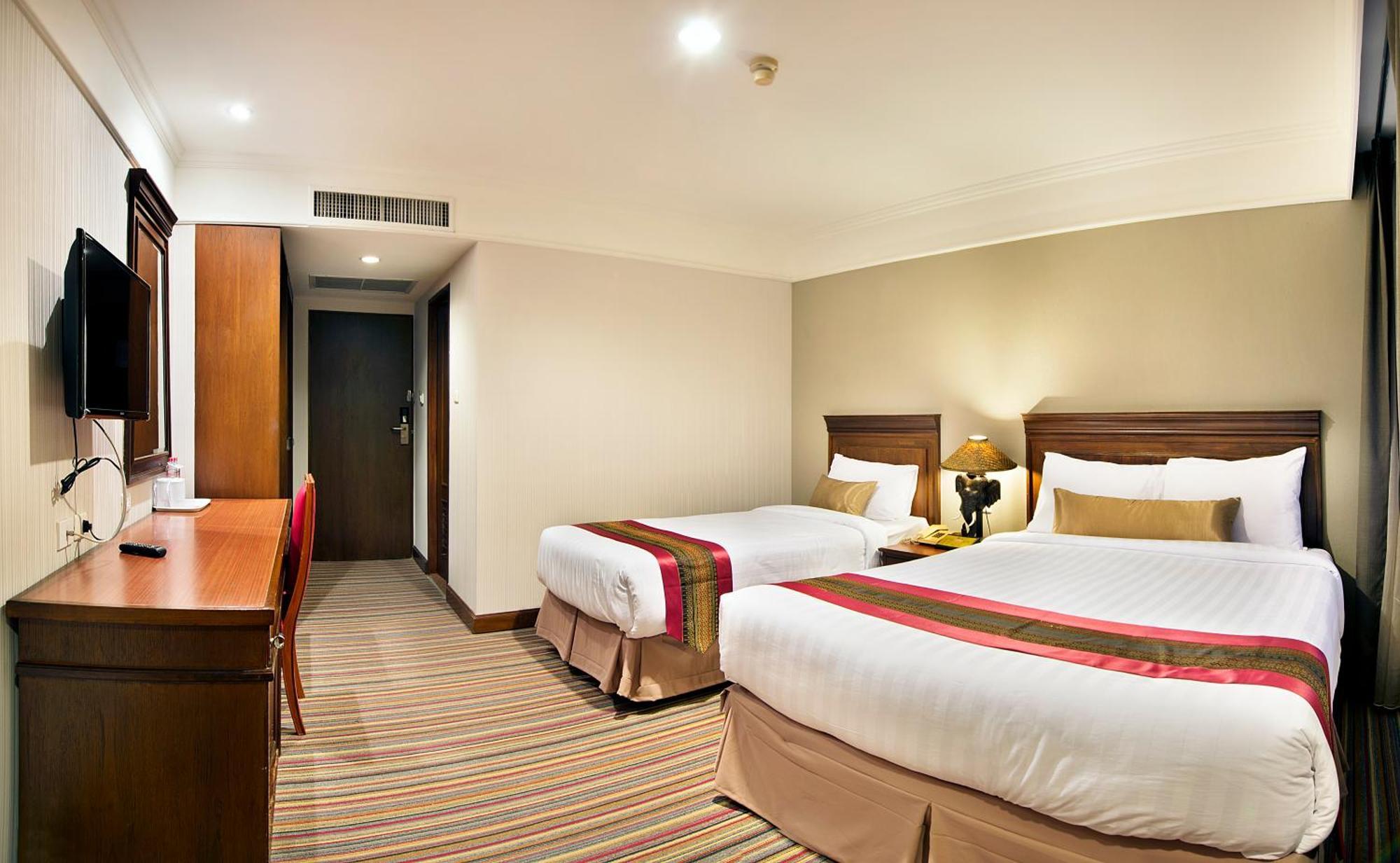 Deluxe Double or Twin Room