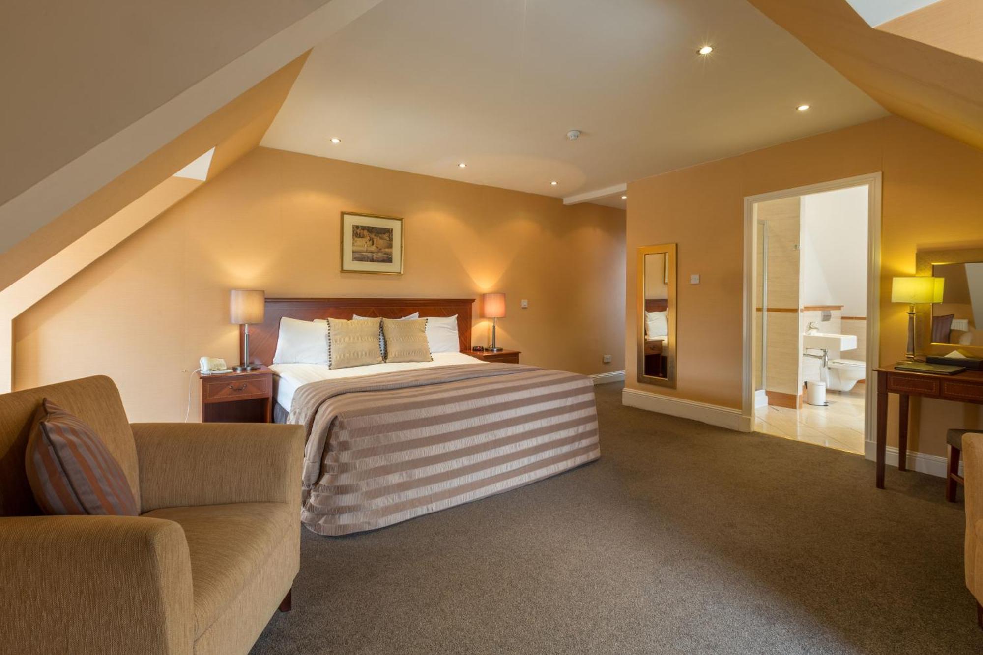 Executive Double or Twin Room Castle Courtyard or Garden Location