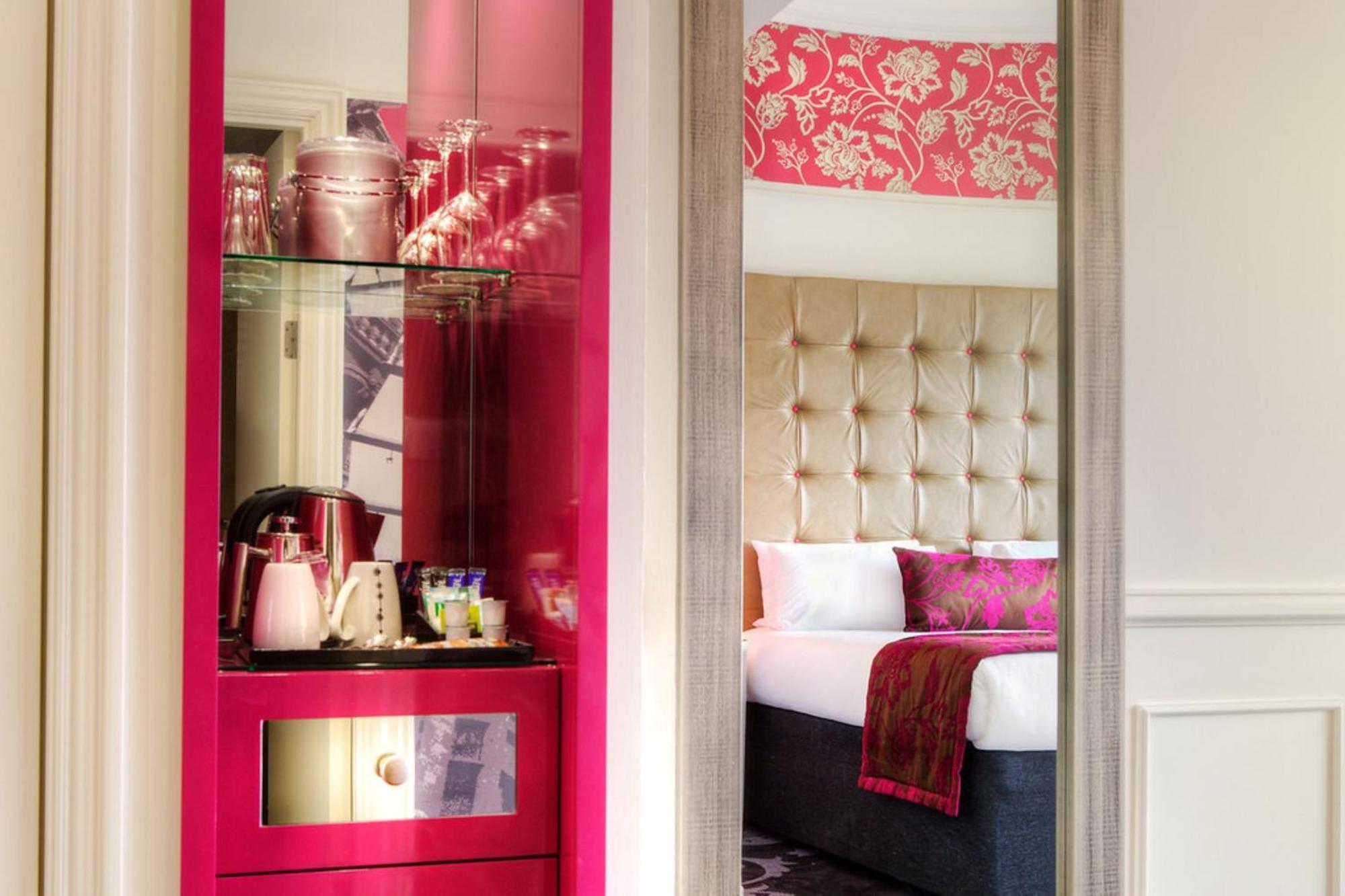 Premium King Room
