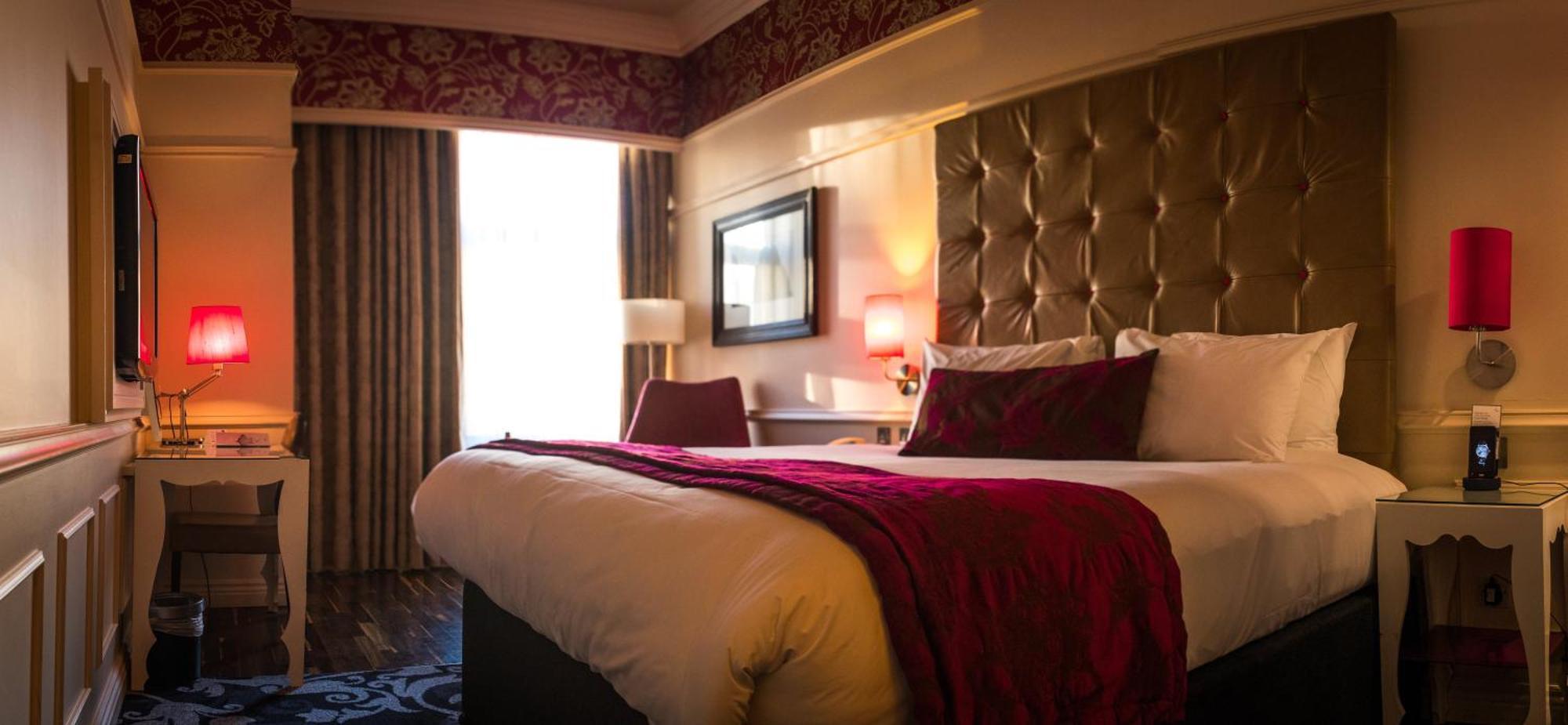 Premium King Room