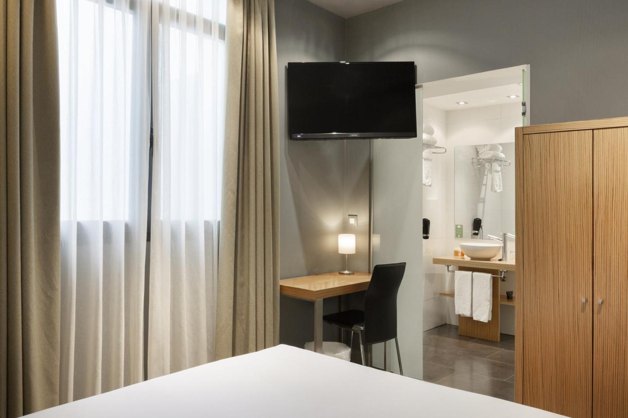 Small Double Room Interior View