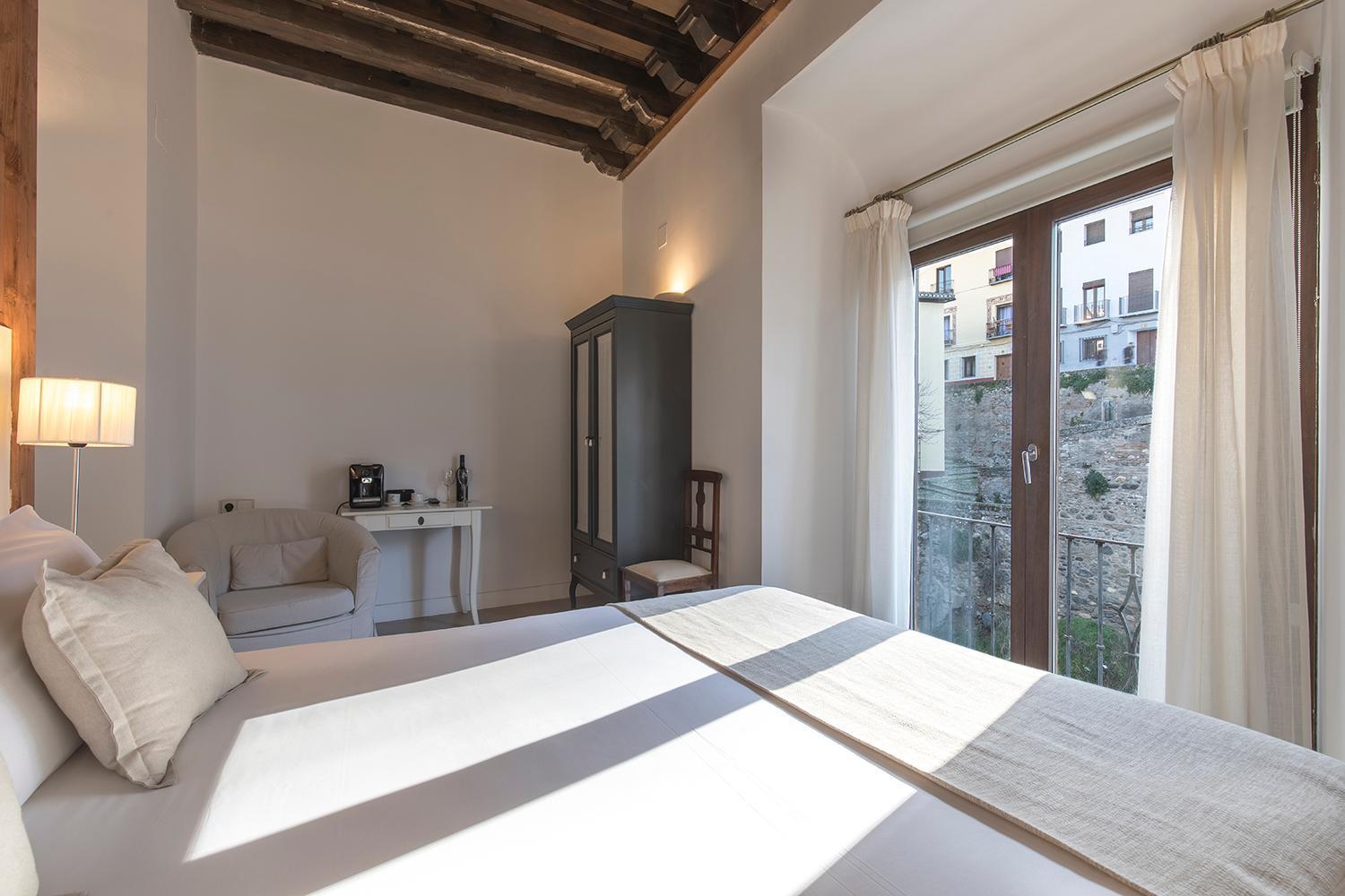 Superior Double or Twin Room Alhambra View