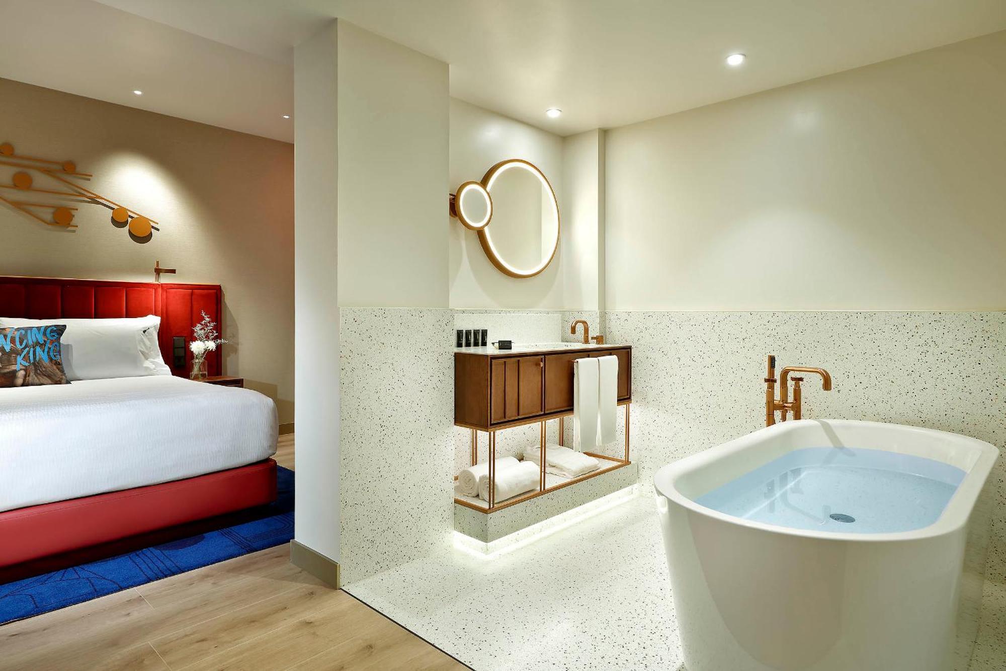 Silver Suite